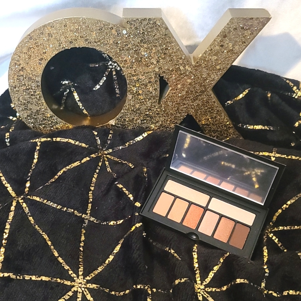 Smashbox cover shot petal metal